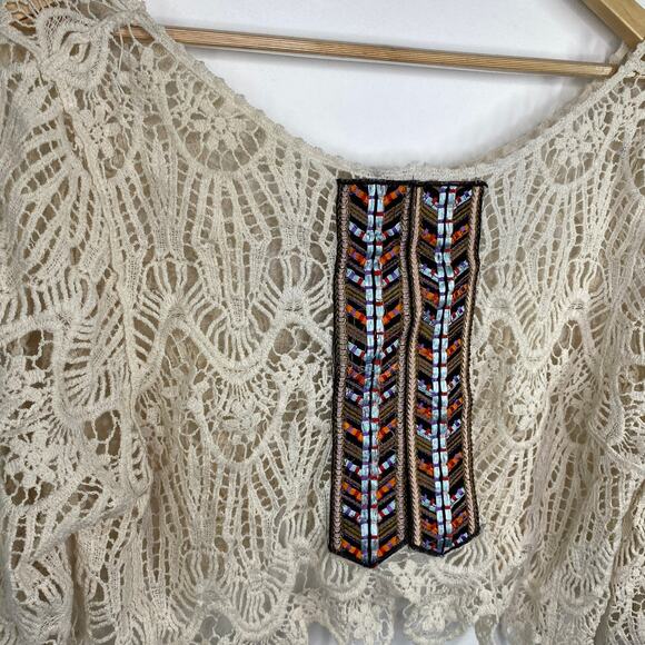 LF Native Rose Erin Cream Woven Embroidered Top Women's Size Medium/Large NWT - Picture 5 of 8